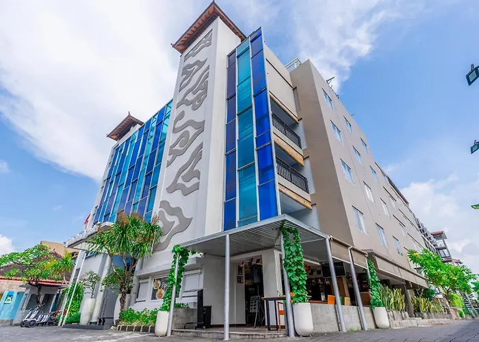 Kuta Beach Hotel Hotel 4*